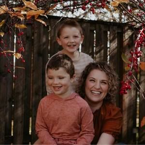 Meet your Posher, Danelle